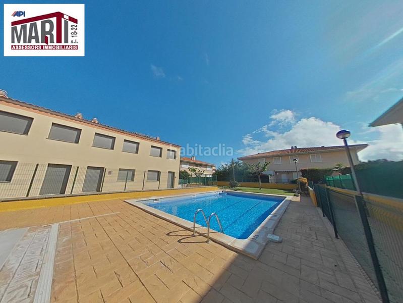 Foto 0e244fbc-f305-45cb-a31e-abee25627054. Casa a schiera con riscaldamento parcheggio piscina in Mont-roig del Camp