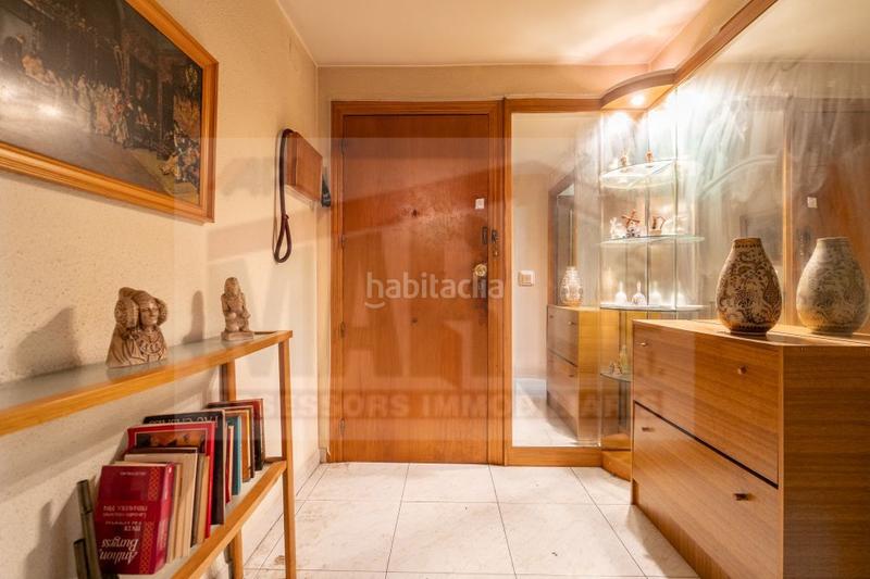 Foto 6d98bfcb-15c7-49ff-bd8b-0cd56d356a7e. Piso  en venta en avda. pere ceremoniós, 3 dormitorios. en Reus