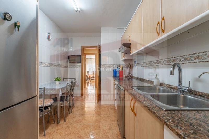 Foto 0aad7b82-2c8c-4d02-94cf-9ee09f8fc4f7. Piso  en venta en barrio niloga, 4 dormitorios. en Reus