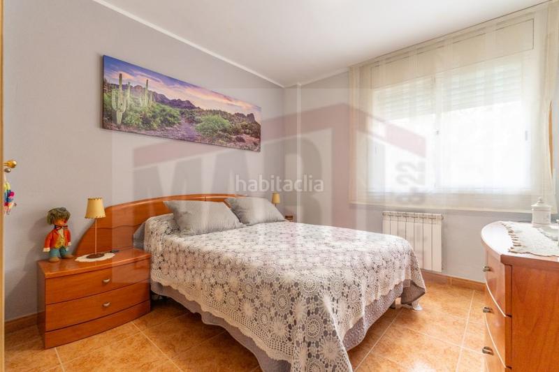 Foto 2ae24dff-dcc7-43d7-991f-00c67c80dac6. Piso  en venta en barrio niloga, 4 dormitorios. en Reus