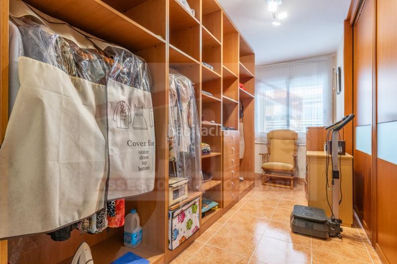 Foto d493c9c8-561d-47d0-a6b1-5e35c6b780d9. Piso  en venta en barrio niloga, 4 dormitorios. en Reus