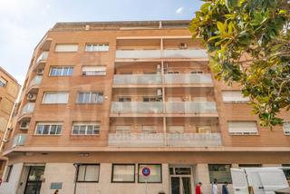 Etagenwohnung in Mestral. Piso en venta en barrio  niloga, 4 dormitorios.