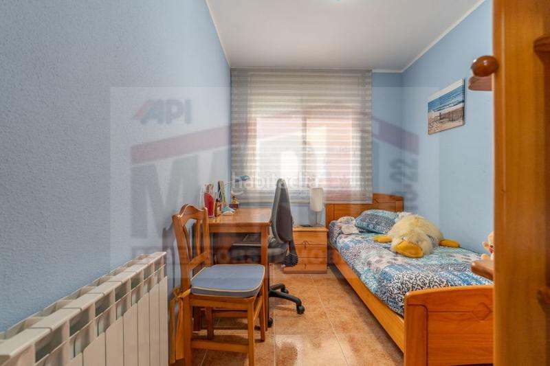 Foto de0631fc-9dce-4eb8-a053-eedb84b8f2d5. Piso  en venta en barrio niloga, 4 dormitorios. en Reus