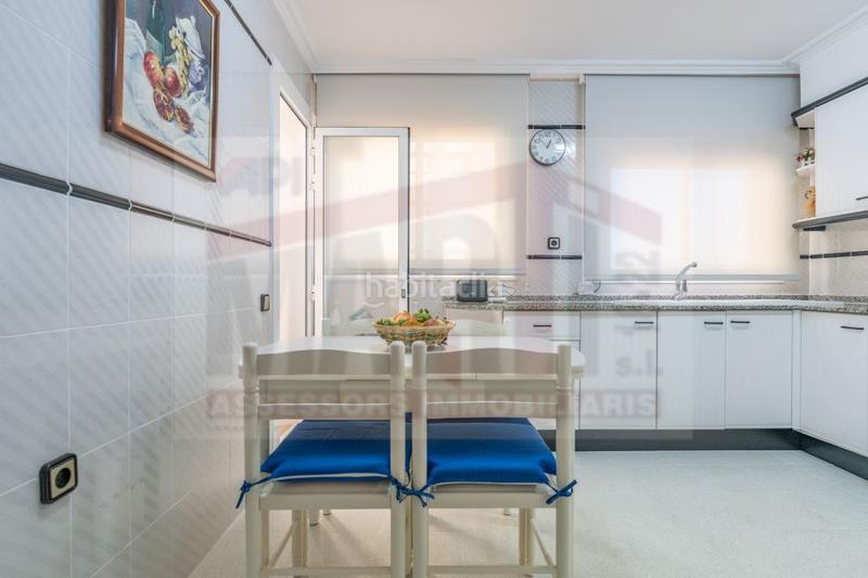 Foto 65eb2b6b-9b3b-4fd9-82b0-e51e5ee72ec3. Etagenwohnung mit heizung in Centre Reus