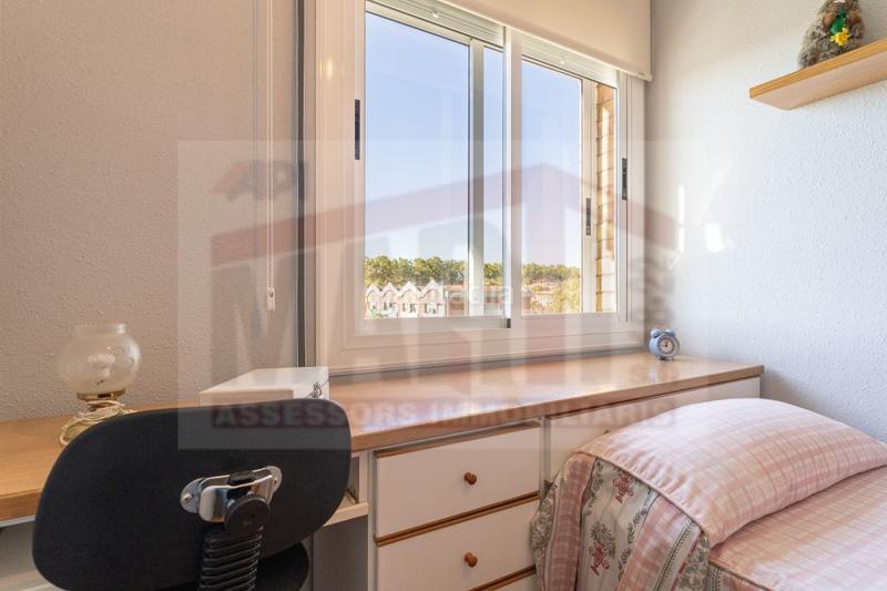 Foto 68829008-423d-457c-8b6c-9020ed950f28. Etagenwohnung mit heizung in Centre Reus