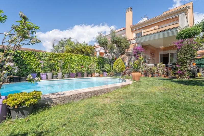 Foto 791c7b2a-2c1f-46cf-93ac-999f71aaa8bb. Casa adossada amb calefacció a Els Ametllers Cambrils