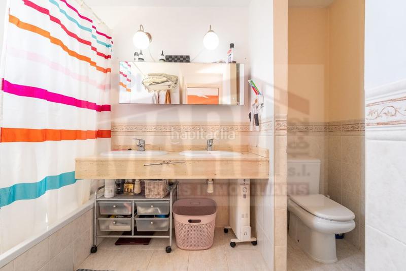 Foto b013f4f7-32ca-4e31-b79a-eef3af74094a. Casa adossada amb calefacció a Els Ametllers Cambrils