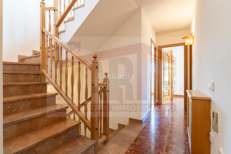 Foto 213cfabc-67a9-4258-8768-43cce5698f14. Casa a schiera con riscaldamento parcheggio in Centre Reus