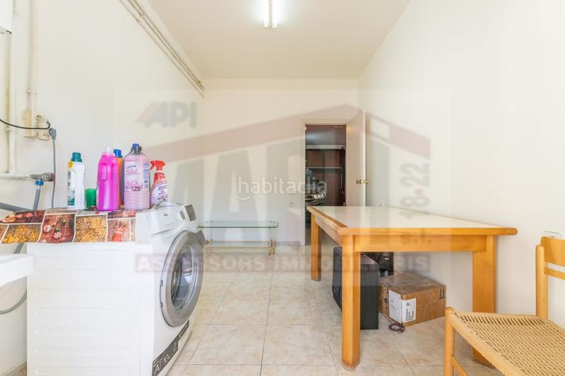 Foto add21871-c435-4b2f-b5f3-6d14b965e468. Casa a schiera con riscaldamento parcheggio in Centre Reus