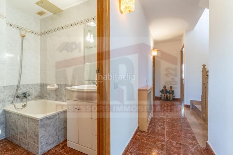 Foto ba17fde3-a978-4f6b-8df3-16ab1b65078b. Casa a schiera con riscaldamento parcheggio in Centre Reus