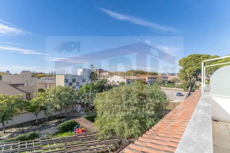 Foto edee9992-befd-47da-81ef-803d89b6f7c2. Casa a schiera con riscaldamento parcheggio in Centre Reus