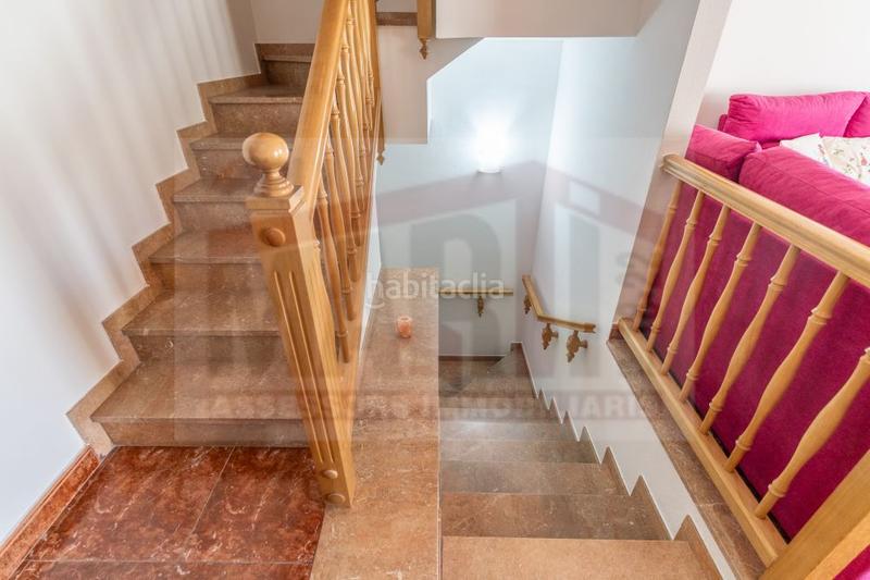 Foto fb820081-f542-4d21-9c96-84a90cf3ee0c. Casa a schiera con riscaldamento parcheggio in Centre Reus