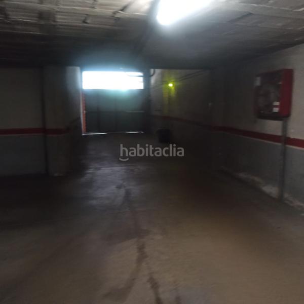 Foto 077406d0-bea2-4e33-9507-69e914a6b384. Aparcament cotxe a Ponent Reus