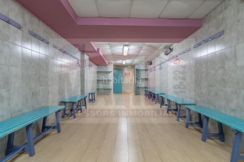 Foto 1e5bb74b-9bc4-40ae-8232-80a4212bb812. Local commercial dans Centre Reus