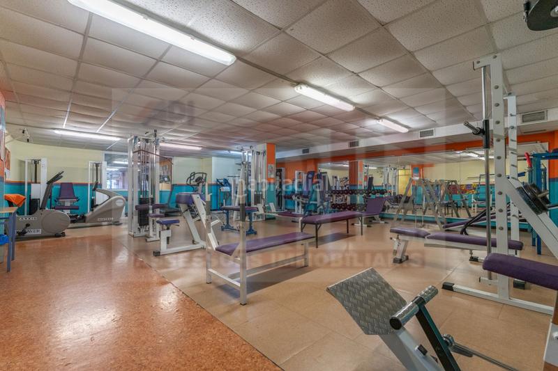 Foto a42281e9-6f4f-4c4e-ba13-23f4388ac817. Local commercial dans Centre Reus