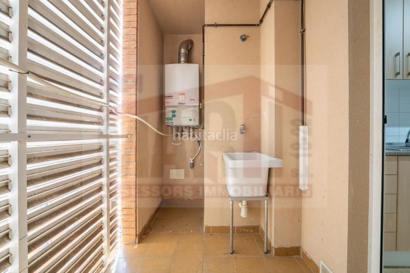 Foto 3e011b13-d017-4b5d-a8b2-e5264572bd41. Pis amb calefacció aparcament a Mestral Reus