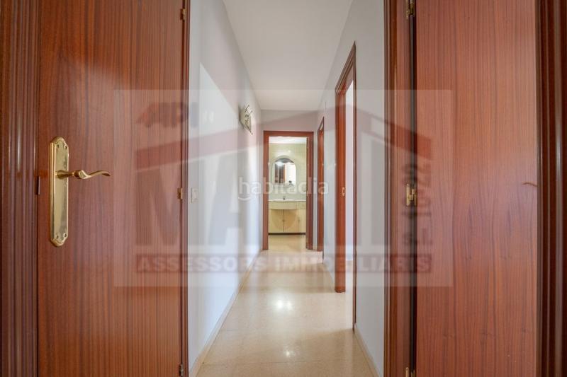 Foto 6841335d-af8b-44e8-83f9-c44b84a5ea48. Pis amb calefacció aparcament a Mestral Reus