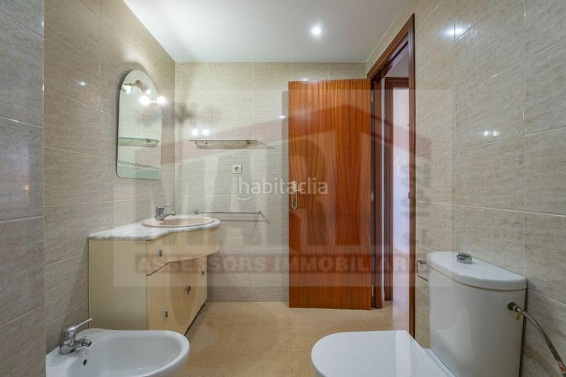 Foto 6c978308-3f6c-450d-82af-f5d0f599f50b. Pis amb calefacció aparcament a Mestral Reus