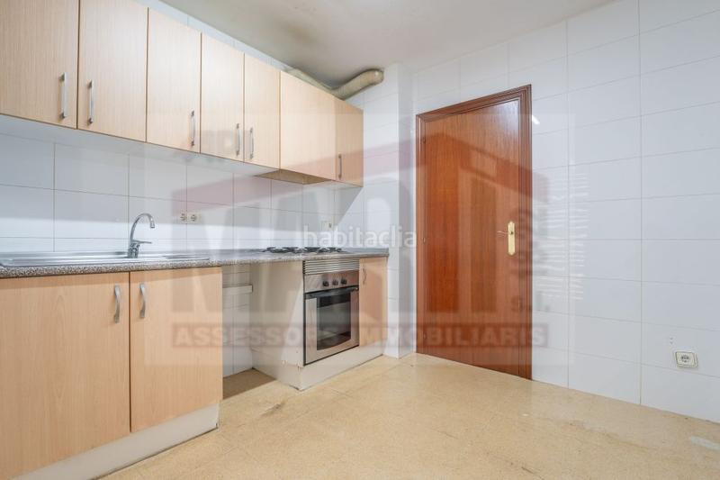 Foto 8d39c785-ac67-40c4-b6cd-b49e6eb36a77. Pis amb calefacció aparcament a Mestral Reus