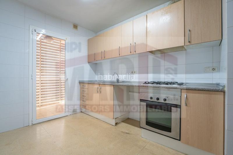 Foto cc14a29a-045c-442f-80c7-2d1168da6667. Pis amb calefacció aparcament a Mestral Reus