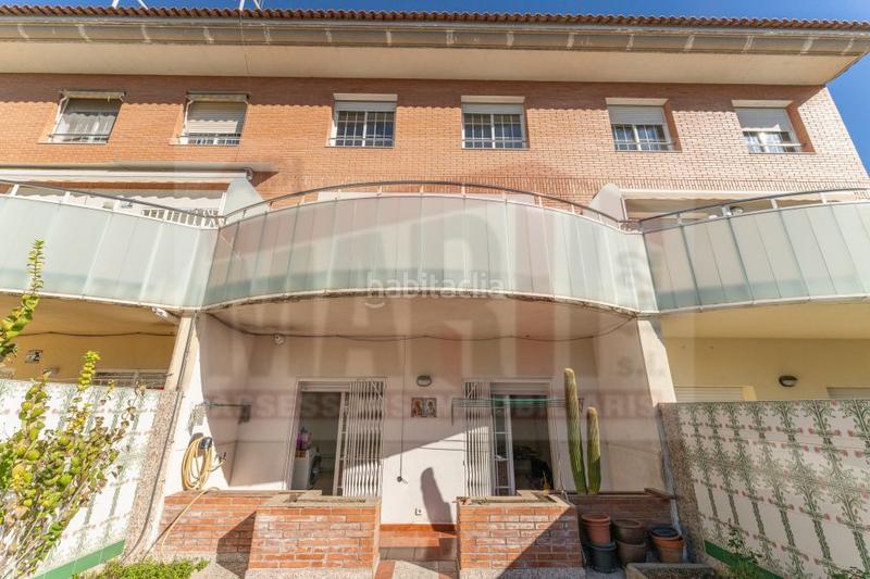 Foto 032a6758-65b8-42e2-b11c-7fea7f839700. Casa adosada adosado en venta en avda. pere ceremoniós, 5 dormitorios. en Reus