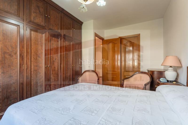 Foto 0ac4064e-6e0b-4abf-aa2f-53f85a07ba12. Casa adosada adosado en venta en avda. pere ceremoniós, 5 dormitorios. en Reus