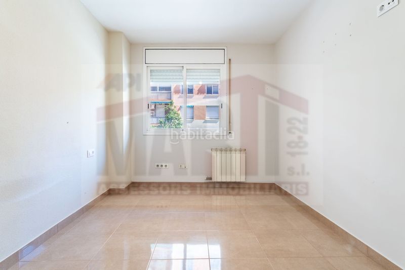 Foto 673ce4ac-ba9d-4fee-815d-b8e9f8bb41cd. Pis amb calefacció aparcament a Mestral Reus