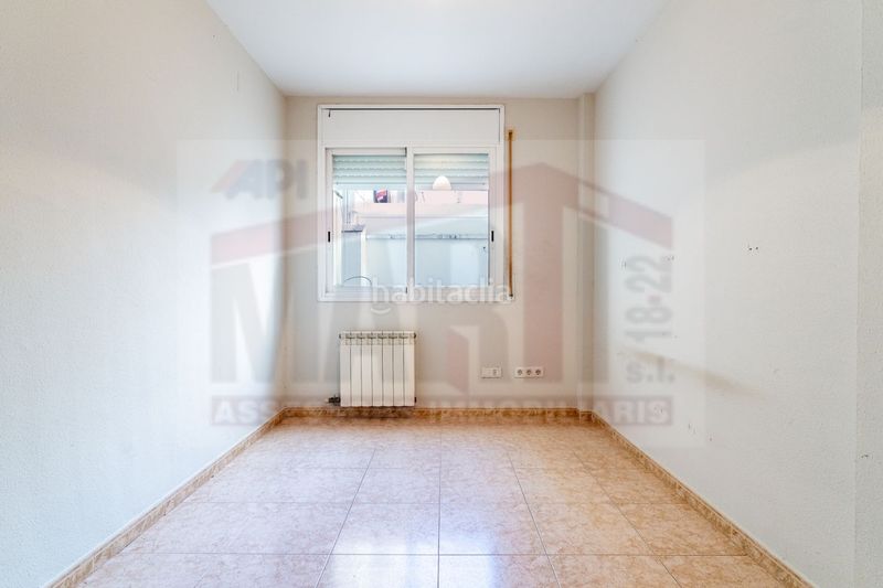 Foto 9b306ba0-5931-490b-8bc9-f62d49441af5. Pis amb calefacció aparcament a Mestral Reus