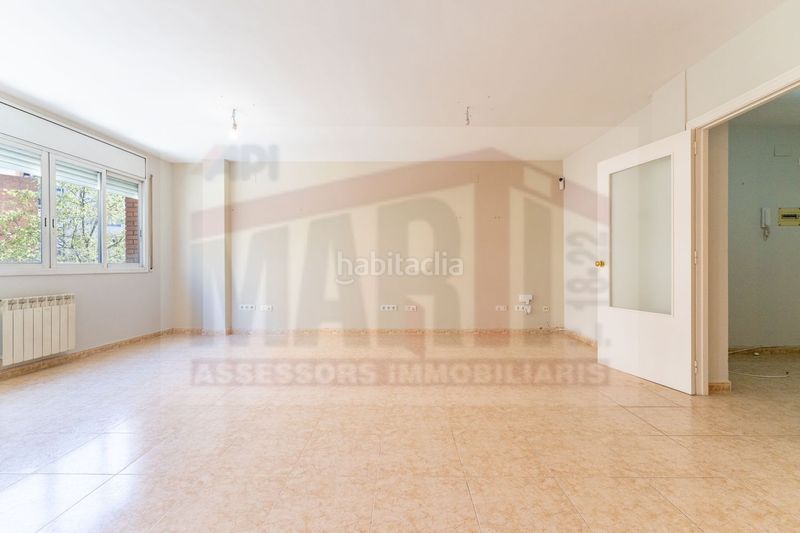 Foto a48ba872-bce9-401c-9e2b-d3dbe436de31. Pis amb calefacció aparcament a Mestral Reus