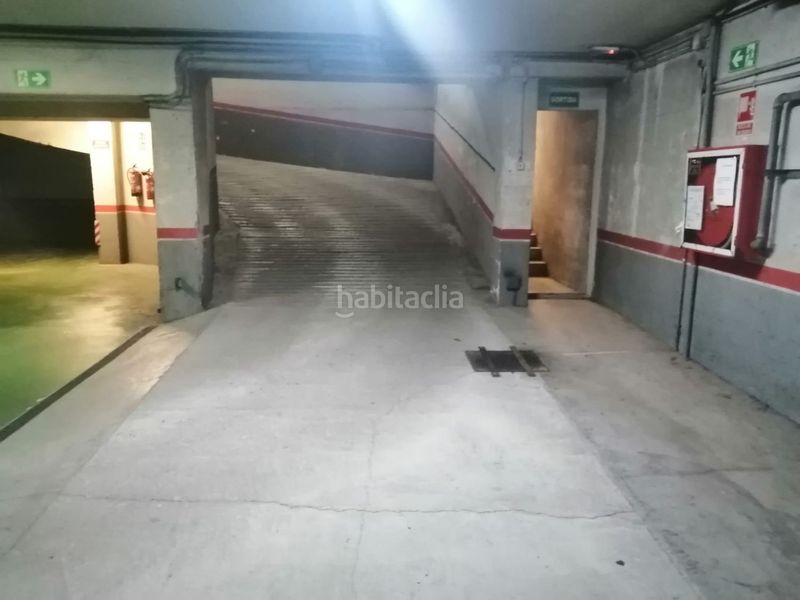 Foto 51025abd-749c-4dd9-bece-569ac3f2ee2c. Aparcament cotxe a Centre Reus