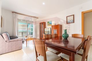 Flat  Sol. Piso en venta en passeig miramar, 3 dormitorios.