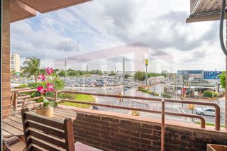 Flat  Cami de valls. Piso en venta en avda. mariano fortuny, 3 dormitorios.