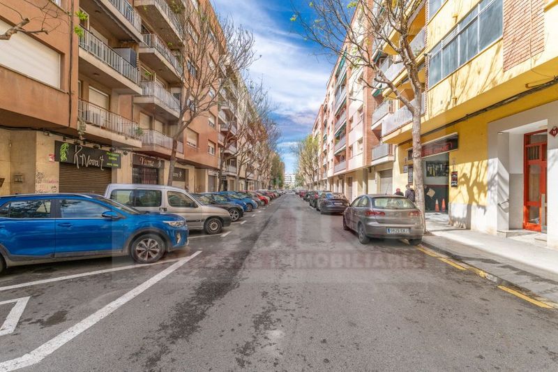 Foto 1214c8d3-451d-40f0-b142-4acbcc626791. Pis a Ponent Reus