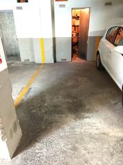Car parking in Centre. Aparcamiento en venta en barrio  greco del.