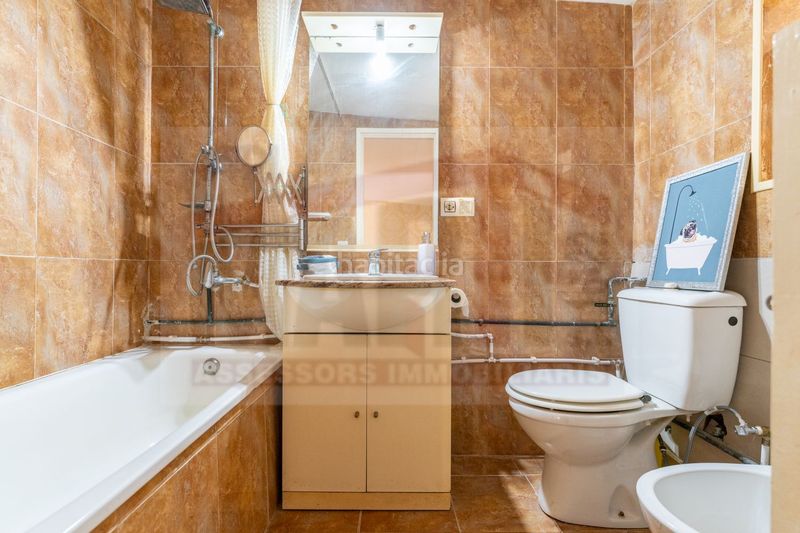Foto 9092657e-55c4-45e6-a106-30e155c9a986. Casa a Ponent Reus