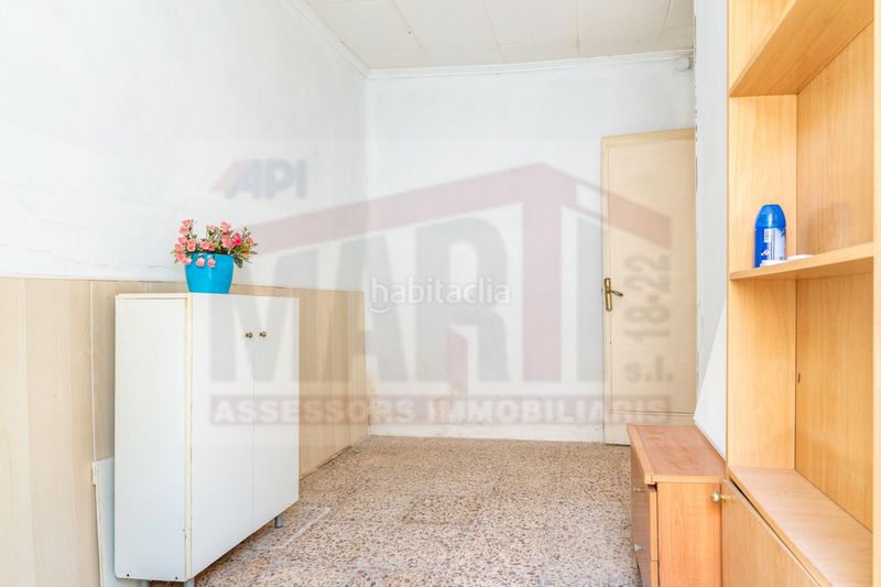 Foto aa9a7348-2b8e-45cf-aaad-3da91e3c1071. Casa a Ponent Reus