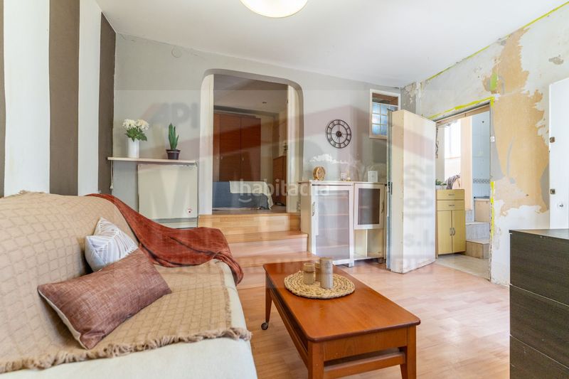 Foto d7c78015-8cbf-4ed0-8f6e-459f34b88176. Casa a Ponent Reus