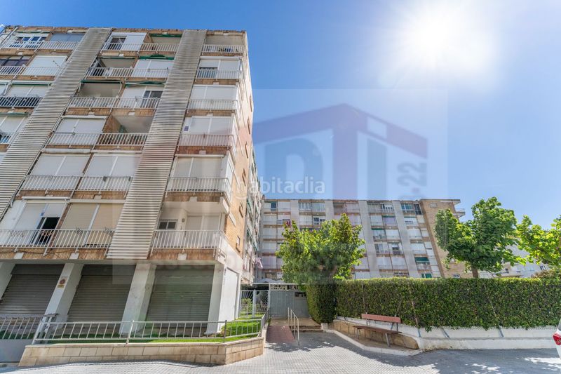 Foto 495be2c3-7c7f-4979-aa35-7b08a6b89fe7. Estudi amb calefacció piscina a La Pineda Vila-seca