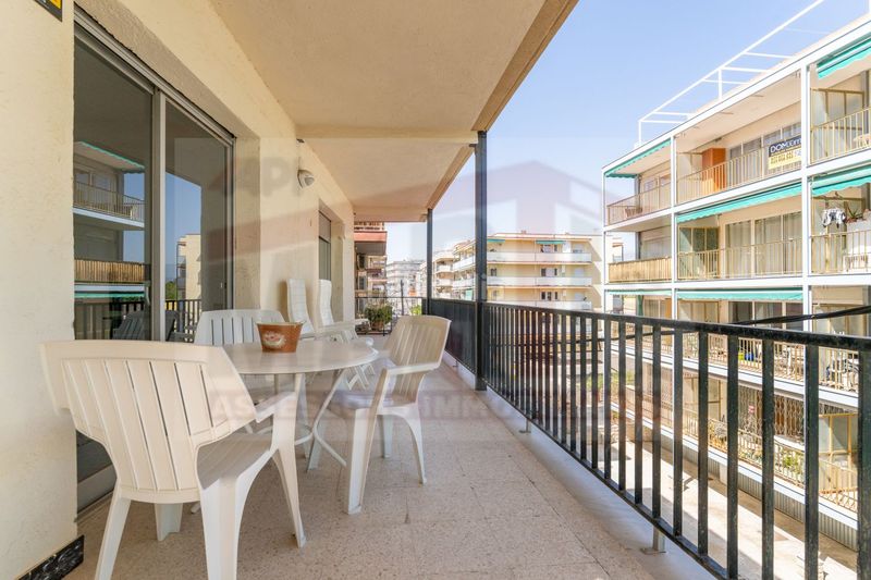 Foto 70fc1366-ffe5-4c42-8405-32f705993de8. Pis a Platja de Ponent Salou