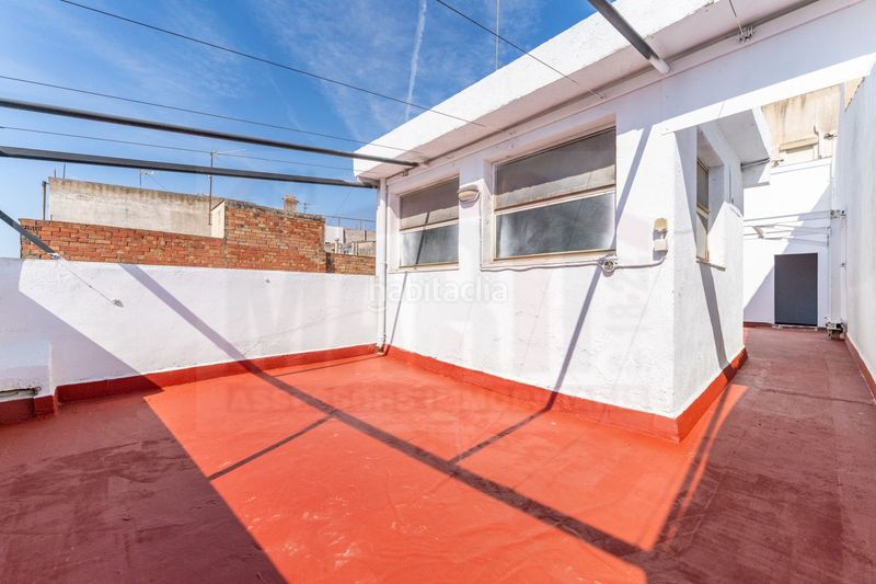 Foto 002d7b24-ce79-4655-a453-ff6a82f20c86. Casa amb calefacció aparcament a Llevant Reus