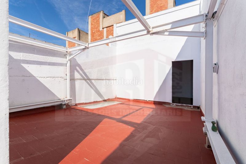 Foto d96701c4-78d3-470a-b96b-e44c57d83963. Casa amb calefacció aparcament a Llevant Reus
