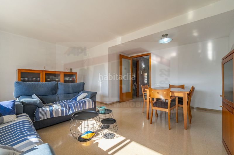 Foto b8f97a43-77ab-440e-9a89-1ec4c0068ad2. Casa adossada amb calefacció aparcament piscina a Constantí