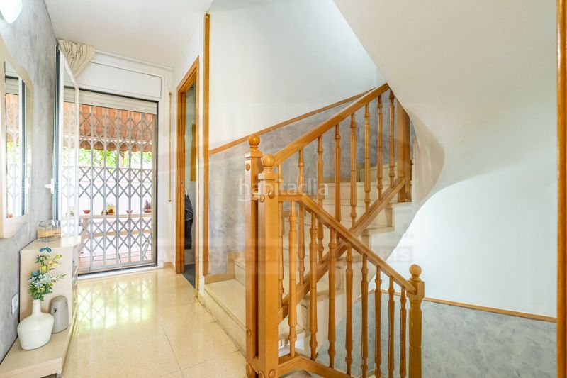 Foto d2ad6455-64c4-4895-adf4-26ce48bb35d3. Casa adossada amb calefacció aparcament piscina a Constantí