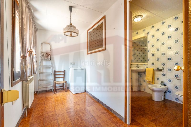 Foto b9dfe5ba-4471-40b2-965d-ec553812c579. Casa amb calefacció a Gratallops