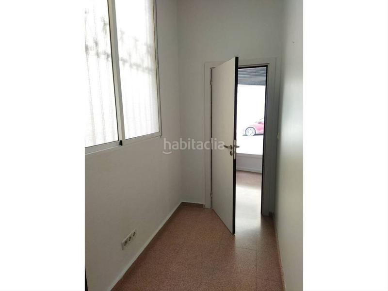 Foto 0611de62-25b6-4ef5-9cb4-69ab726d9c61. Lloguer local comercial a Ibi