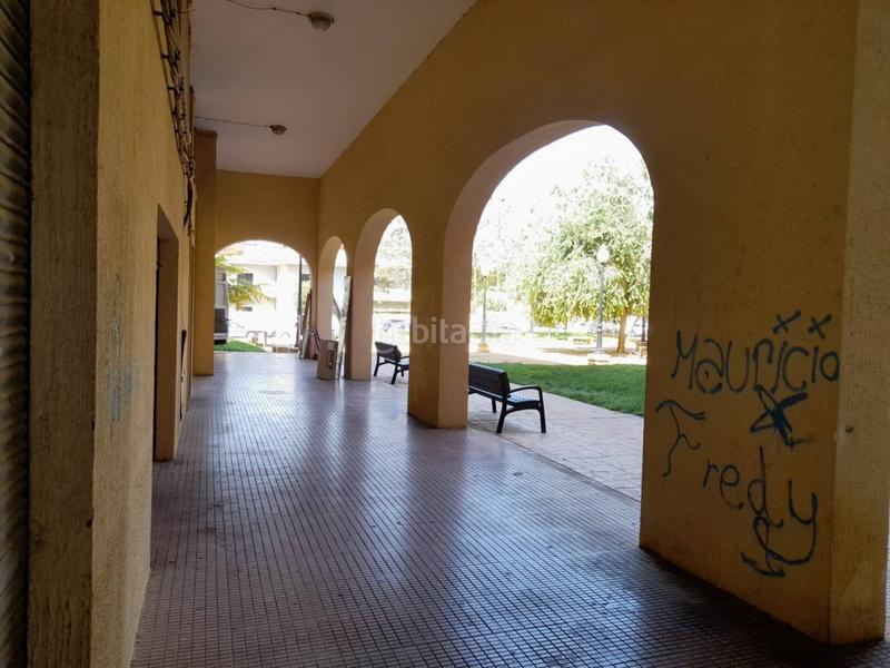 Foto f9774de1-170e-4f67-aa46-025fb037d3d4. Business premise in Ibi