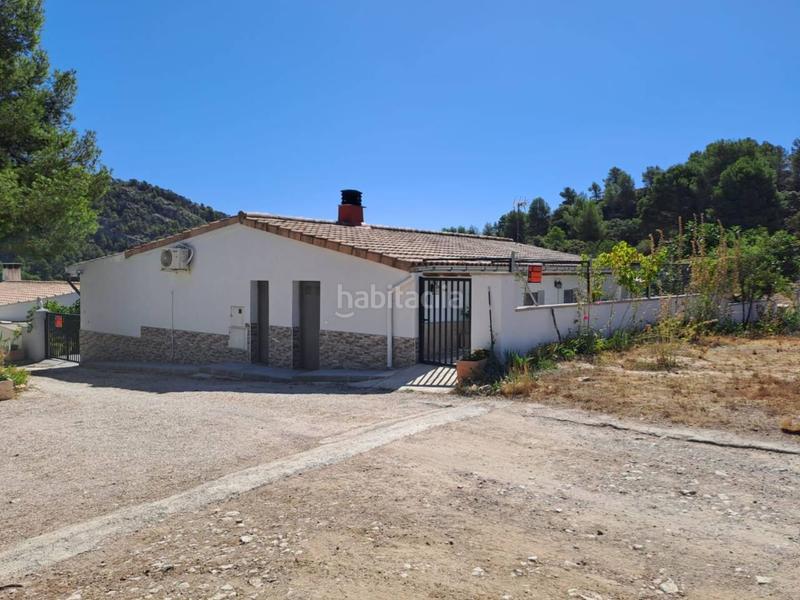 Foto 1773f322-d8c6-45fa-bbfe-8e04dc0b73f3. Masía casa rústica en partida santa maría en Ibi