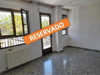 Pis  Juan carlos i. Piso con patio y ascensor en venta