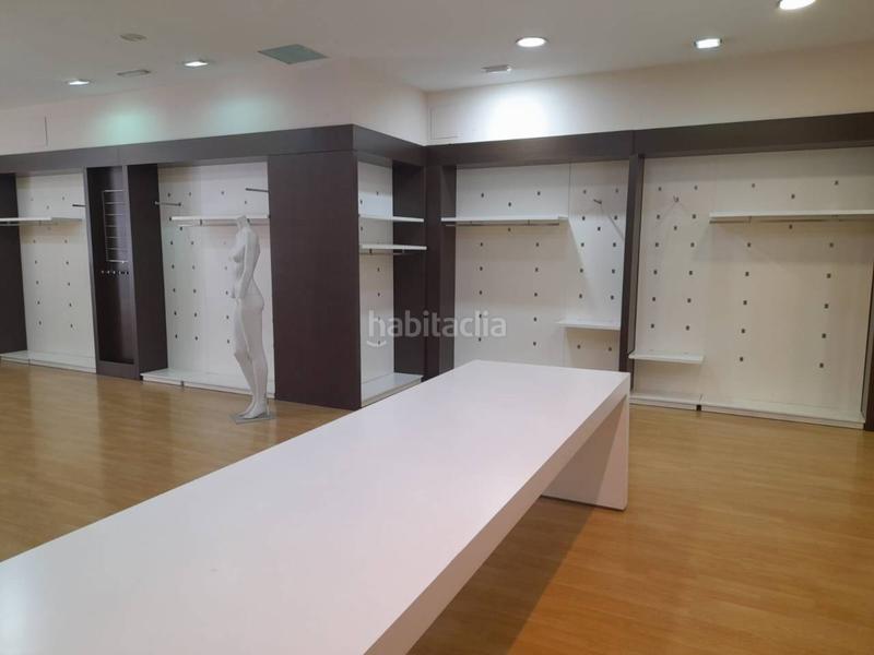 Foto 54328aac-c5d6-4e8e-abb1-1fb7cc85b30a. Lloguer local comercial a Ibi