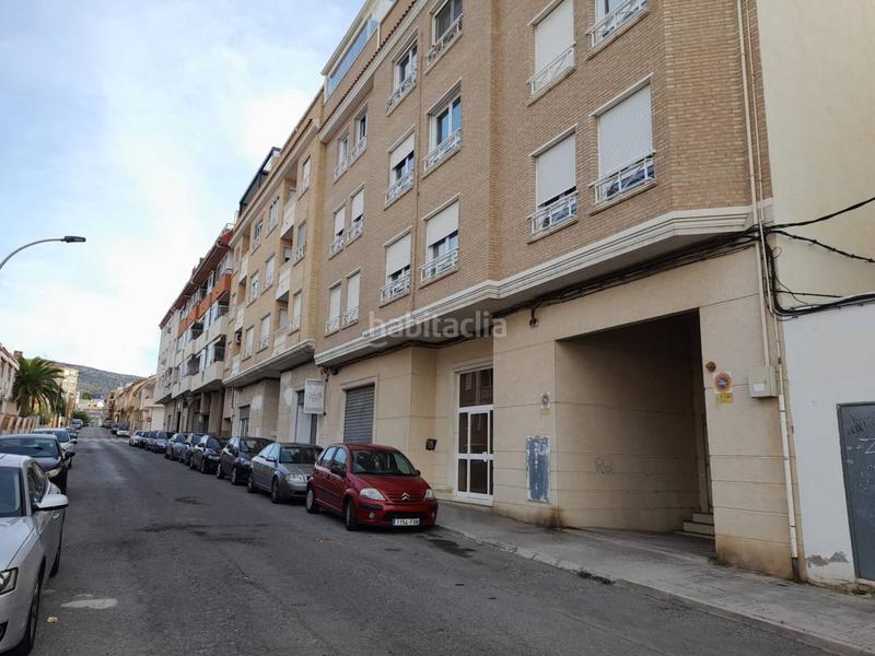 Foto 9b1f963c-58ad-442f-8967-36db0f036b34. Posto auto in manuel de falla 35 in Ibi